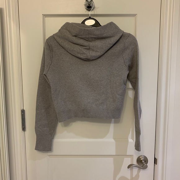 ✨FLASH SALE✨ Zara Grey Knit Sweater - Picture 2 of 2